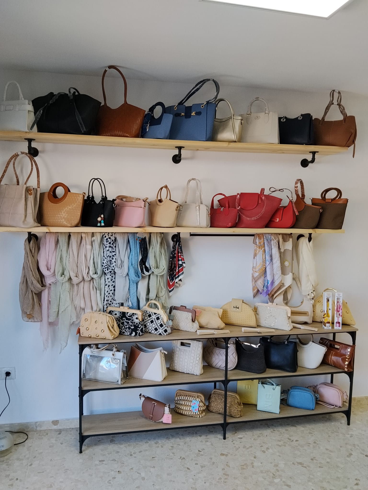 Productos y esencias de la tienda